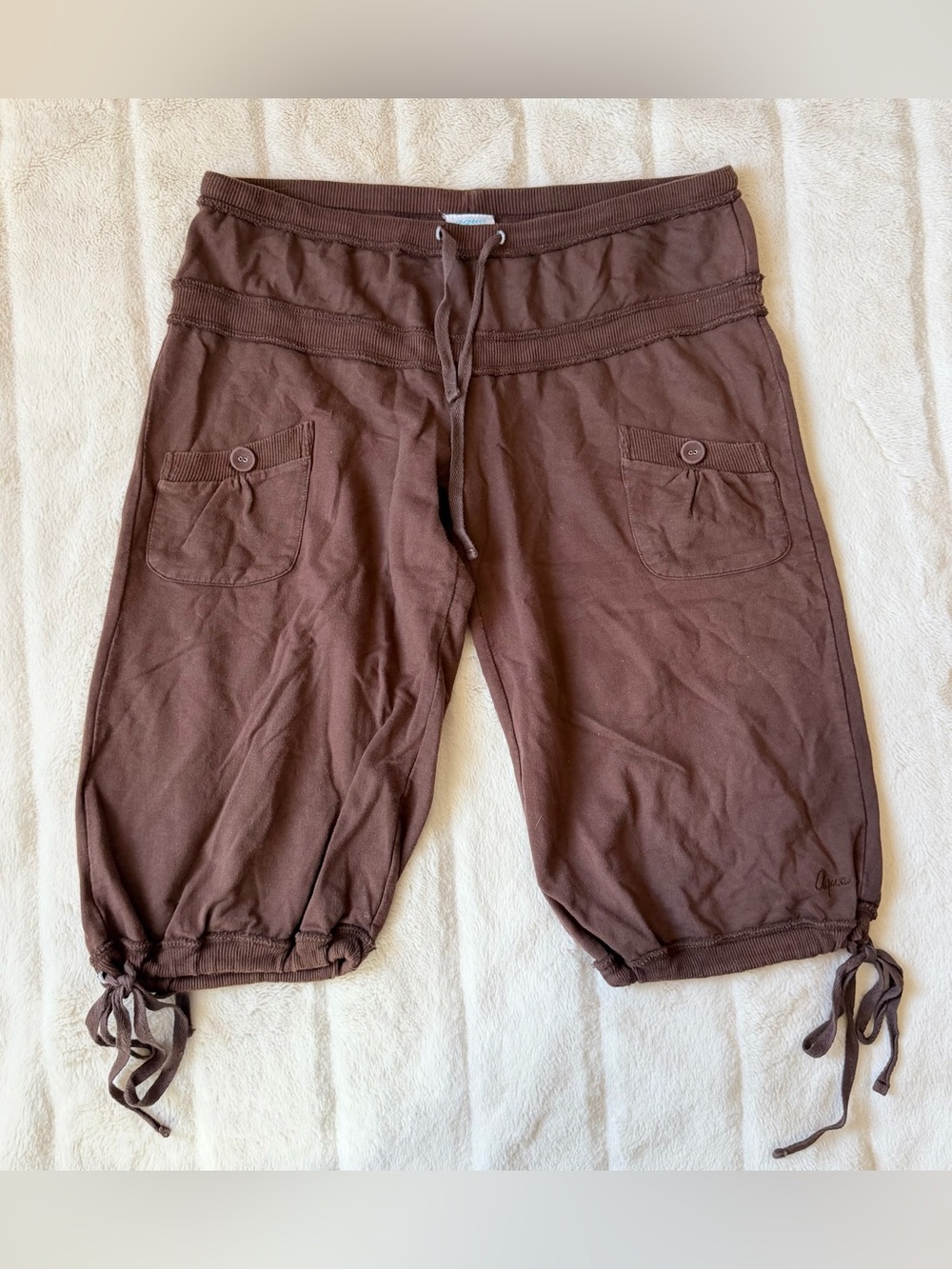 Vintage Y2K Low Rose Capri Sweatpants Chocolate Brown Size Medium